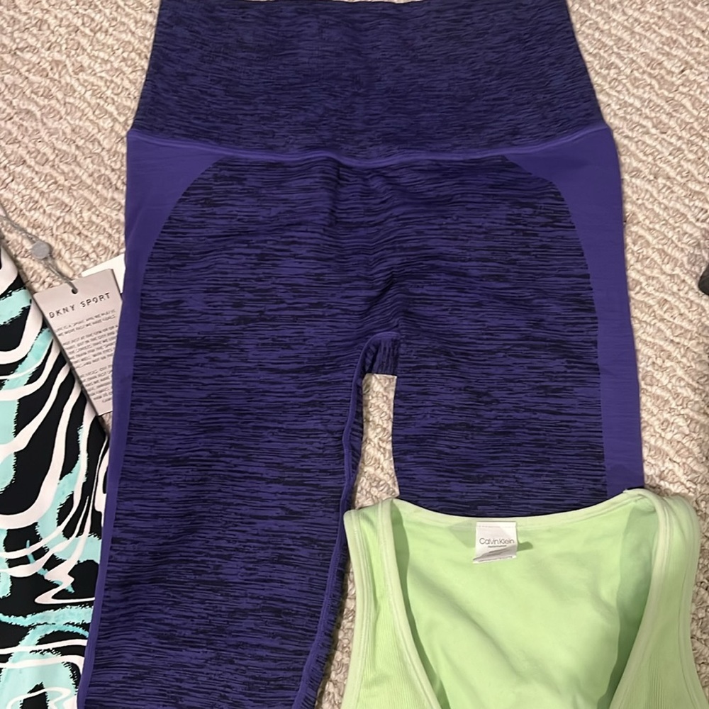 Extra small workout bundle NWT - image 5